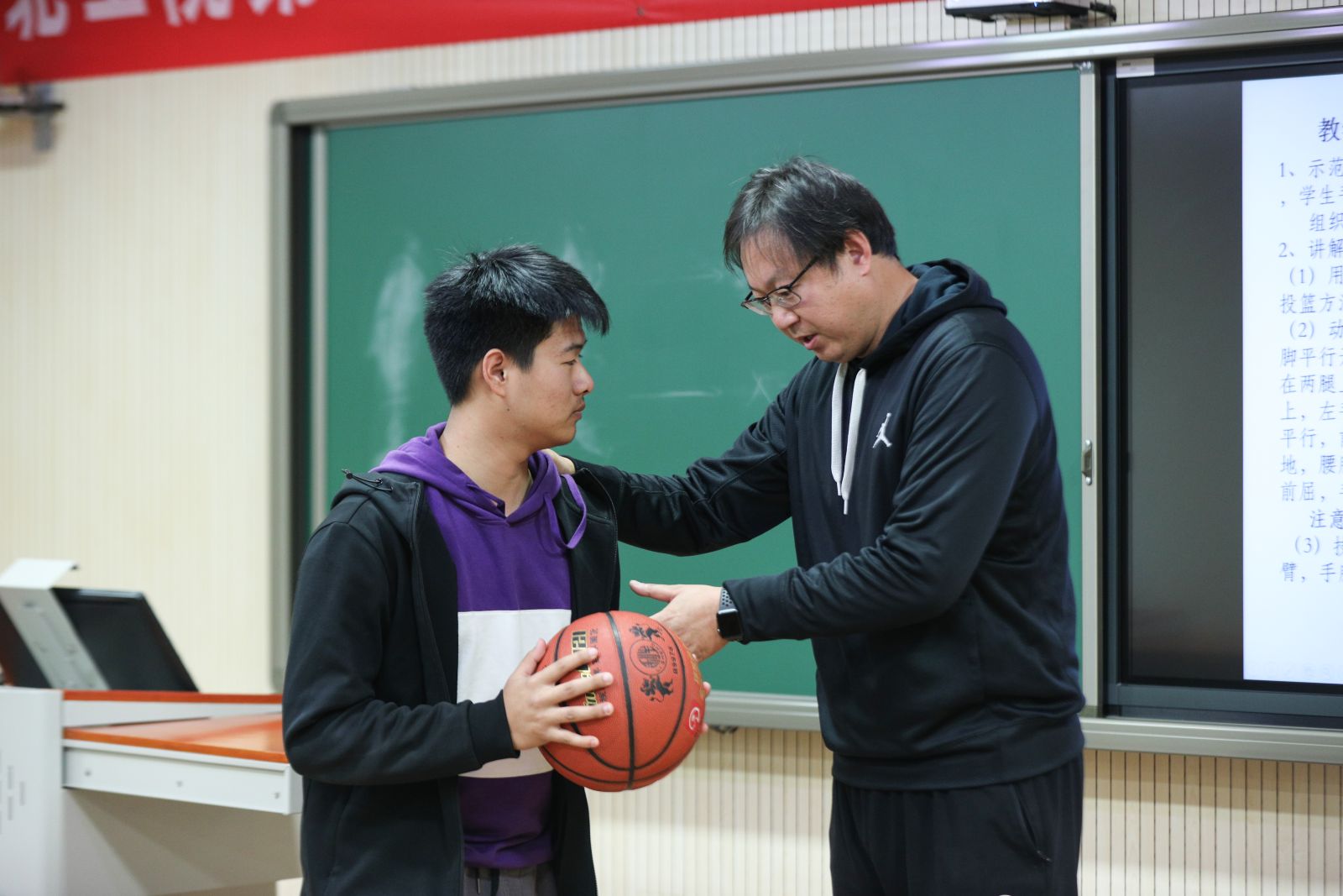 0e64c696baf443d68c0525460629c18b.jpg 0e64c696baf443d68c0525460629c18b.jpg