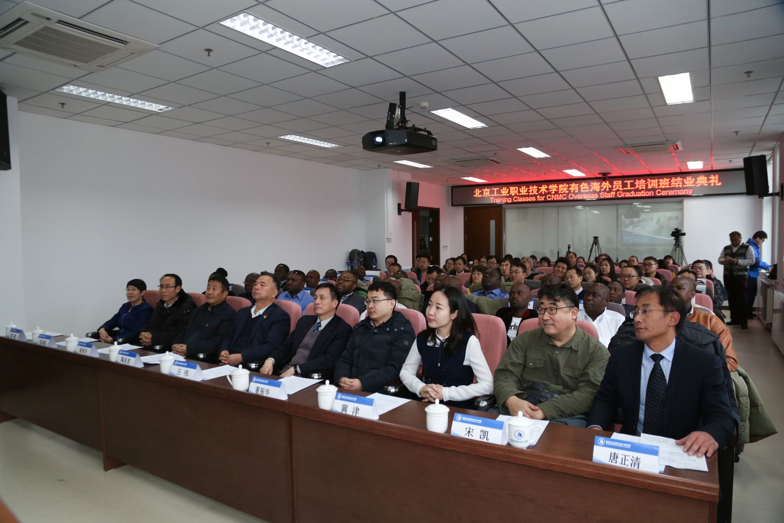 31f7150a3227462cbf208b544784598d.jpg 31f7150a3227462cbf208b544784598d.jpg