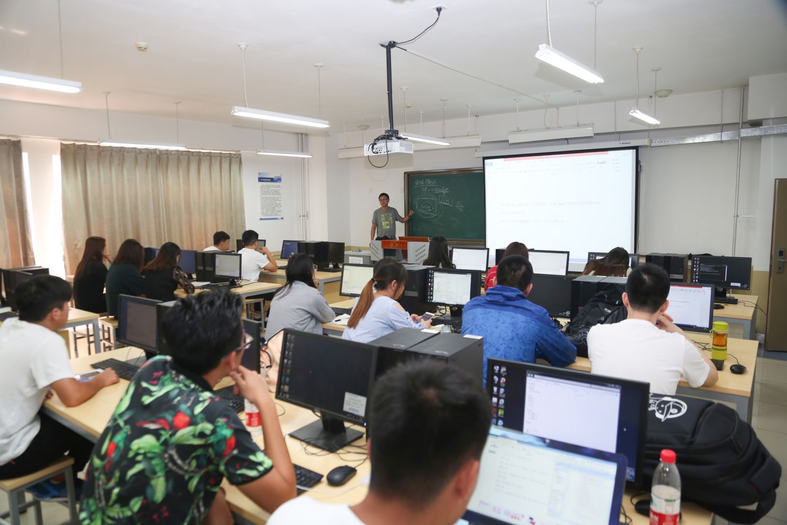 c1bdbb5f540b4805a2744e7d4c5e0b41.jpg c1bdbb5f540b4805a2744e7d4c5e0b41.jpg