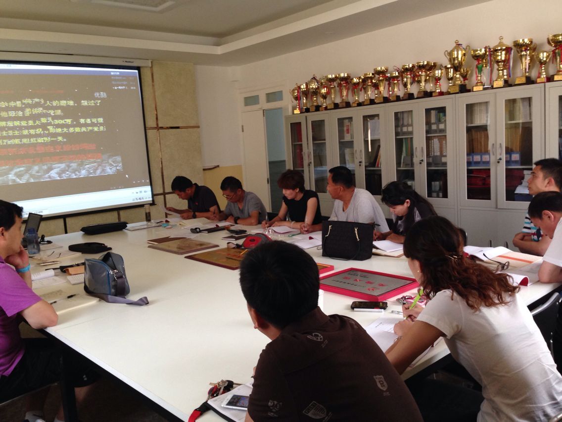 f9a38649bee541d3a49240e399e8e0bf.jpg f9a38649bee541d3a49240e399e8e0bf.jpg